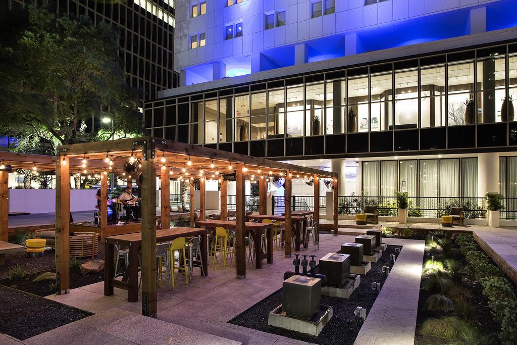 The Whitehall Houston Extérieur photo